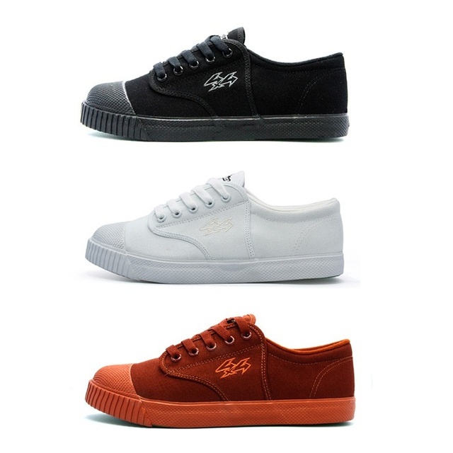รองเท้านักเรียน Breaker 4x4 สีดำ, นํ้าตาล, ขาว เบอร์ 29-47 ของแท้ 100%+++ ของส่งพร้อมกล่อง!!!