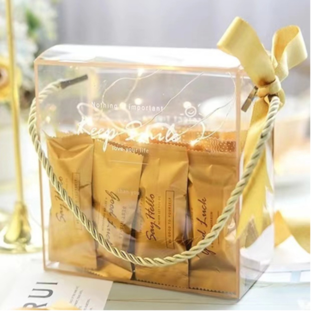 Box พร้อมส่ง..กล่องพลาสติกใสหรู ทรงสี่เหลี่ยม มีหูหิ้ว กล่องขนม ใส่คุกกี้ กล่องใส่ดอกไม้