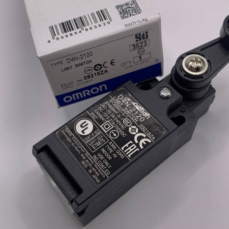 D4N-2120 D4N  Automation and Safety Limit Switches ส่งทุกวัน