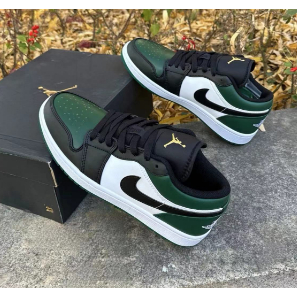 💖ของแท้ 100 % Nike Air Jordan 1 low green toe 💖