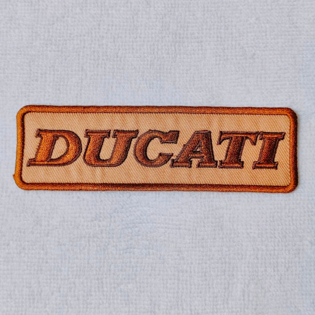 ตัวรีดติดเสื้อ ตัวรีด อาร์ม สติ๊กเกอร์ อาร์มติดเสื้อ Sticker Racing มอเตอร์ไซค์ Motorbike Ducati Patch ดูคาติ ดูคาตี้