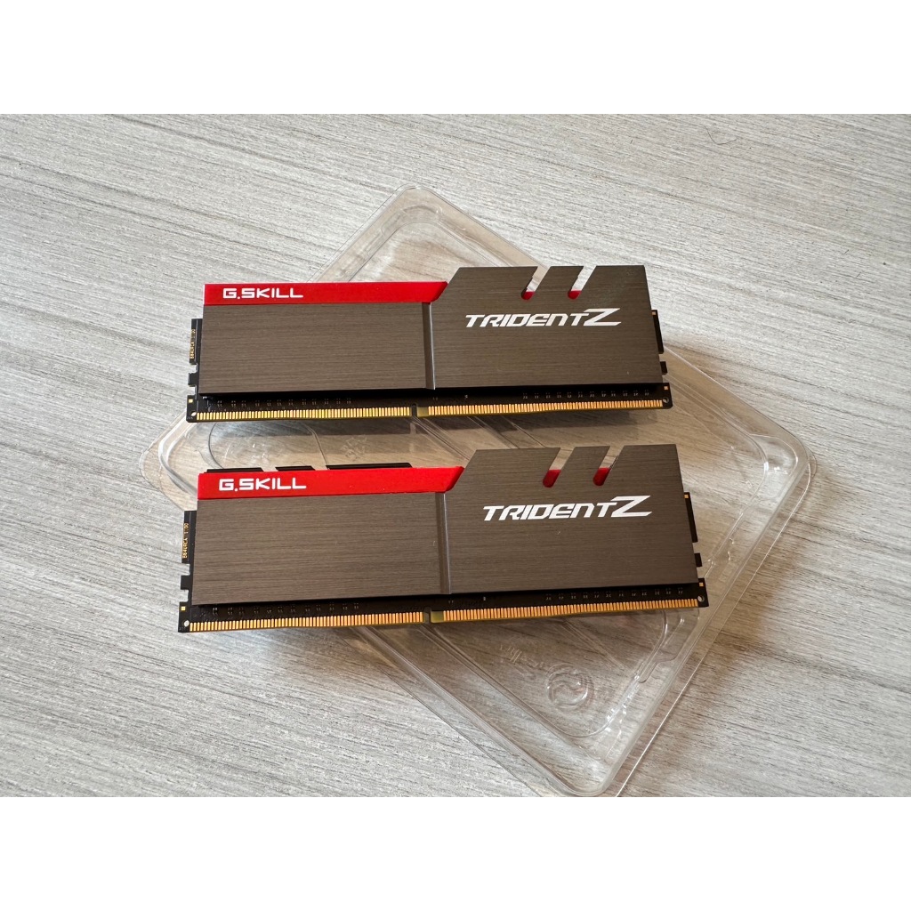 แรม G.SKILL TRIDENT Z DDR4 8GB (4GBX2) บัส 3200