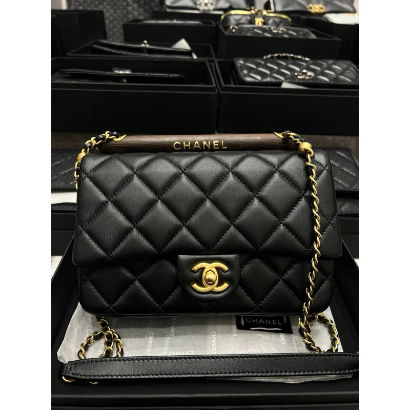 พร้อมส่ง กระเป๋าสะพายข้างหนังแท้ 23K VIP bag