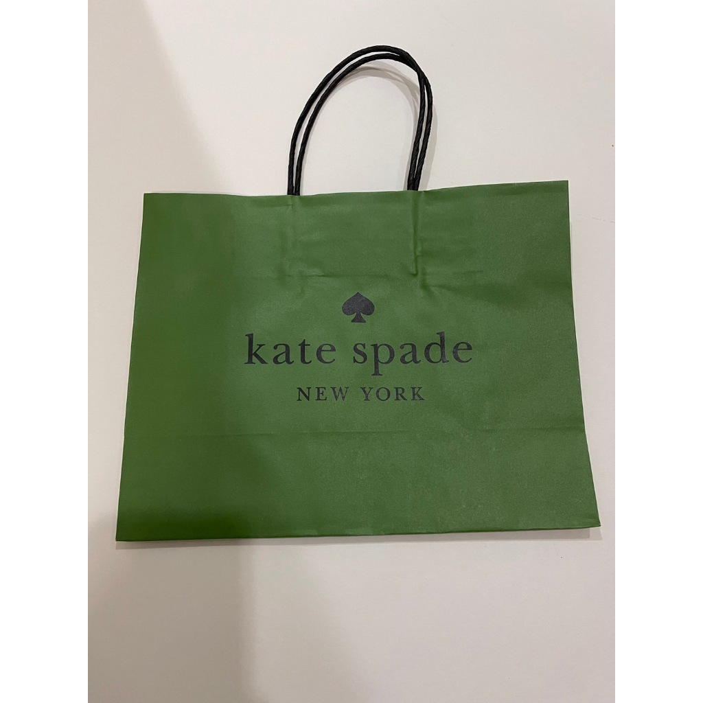 พร้อมส่ง🔥Sale 90🔥 รุ่นใหม่ สีเขียวสวยเด่น ถุงกระดาษ Kate Spade ขนาด กลาง กว้าง 10” สูง 7.9”