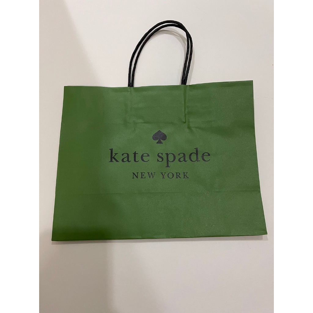 พร้อมส่ง Sale 90 รุ่นใหม่ สีเขียวสวยเด่น ถุงกระดาษ Kate Spade ขนาด กลาง กว้าง 10” สูง 7.9”
