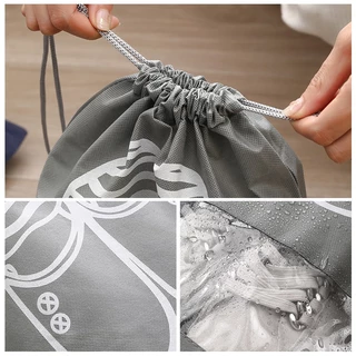 ถุงใส่รองเท้าแบบหูรูด ถุงเก็บรองเท้า ถุงผ้าหูรูด พกพาง่ายสะดวกและเป็นระเบียบ กันน้ำ