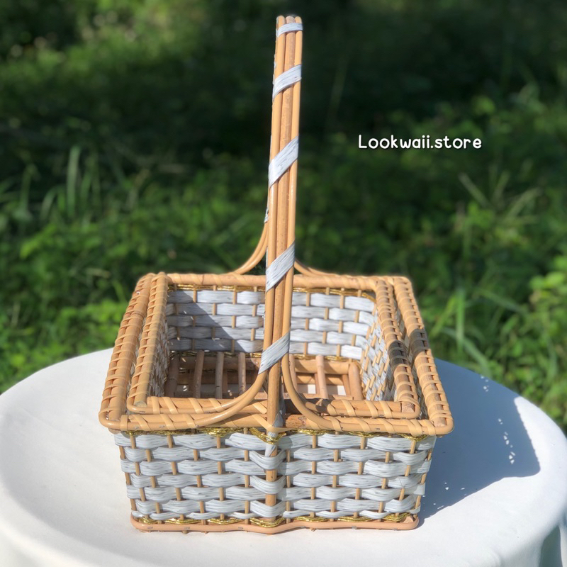 ตะกร้าของขวัญ กระเช้าหวายสี่เหลี่ยม กระเช้าจัดของฝาก โครงหวายแท้สานด้วยหวายเทียม - รูปที่ 5