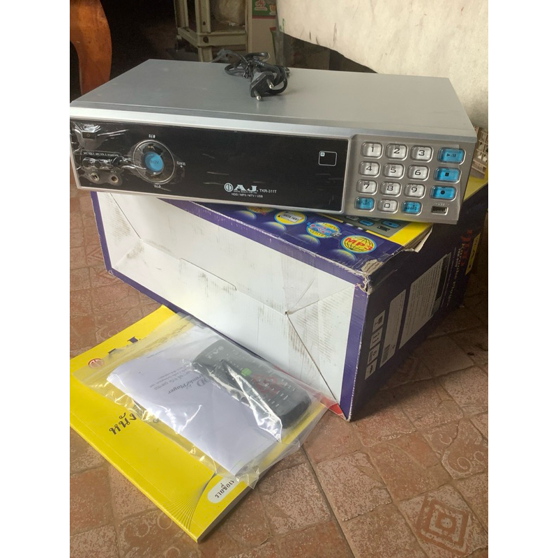 AJ เครื่องเล่นคาราโอเกะ รุ่น TKR-311T บรรจุเพลงลิขสิทธิ์แท้จากค่าย