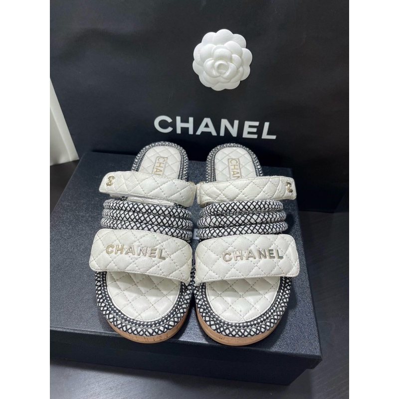 **ของแท้รองเท้า Chanel Ivory cord mules sandals สภาพดี size 40