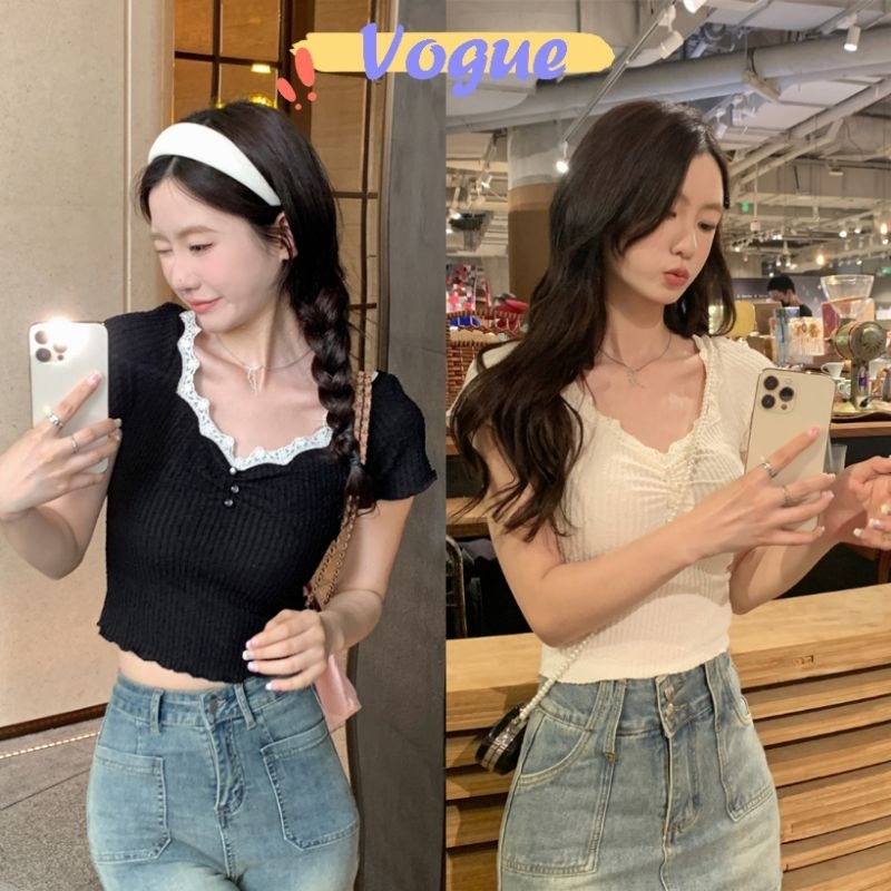 Vogue พร้อมส่ง เสื้อไหมพรมแขนสั้น ขอบลูกไม้ สีขาวดำ ใส่สบาย (Y25)