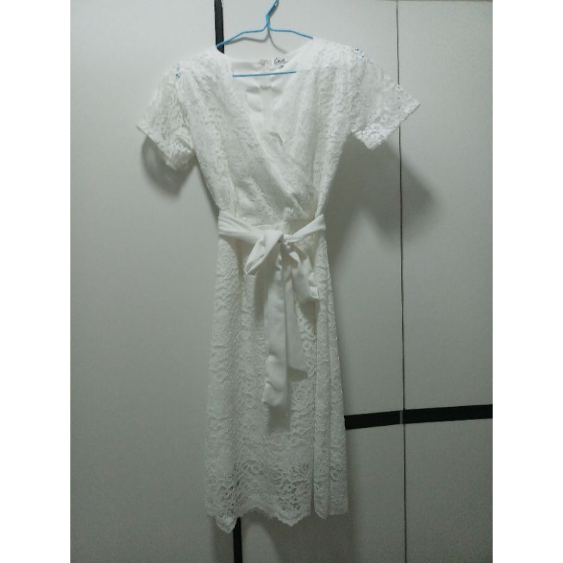 เดรสลูกไม้สีขาว Just Girlie size m l