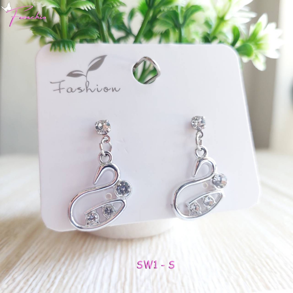 พร้อมส่ง ต่างหูแฟชั่นเกาหลีสวยๆ ตุ้มหูเก๋ๆ ร้านไทย สุดชิค รูปที่ 2
