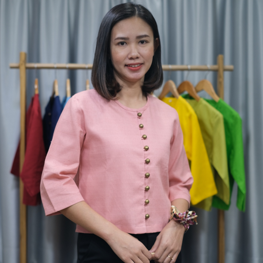 เสื้อผ้าฝ้ายพื้นเมือง รุ่น บัวตองสามส่วน11