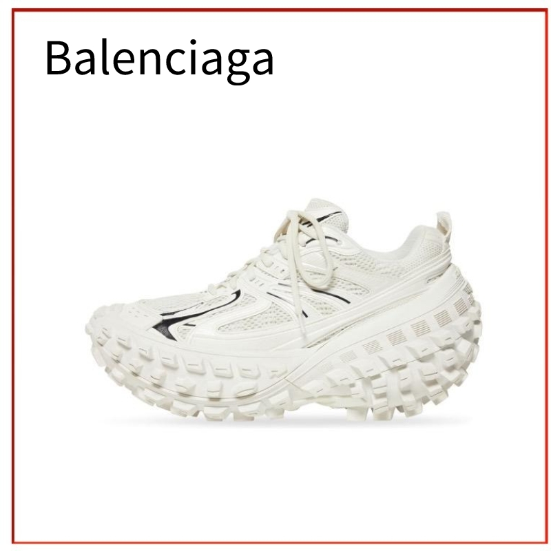 Balenciaga Defender รองเท้าส้นเตี้ยสไตล์ย้อนยุคทันสมัยสำหรับผู้ชายรองเท้าพ่อสีขาวและดำ