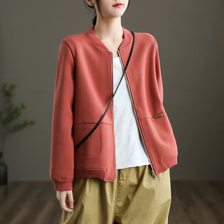 เสื้อแจ็คเก็ตแขนยาวมีซิปผู้หญิง มีกระเป๋าสองข้างผ้าดีใส่สบาย ลายใหม่ยอดฮิตเกาหลี เสื้อโค้ด เสื้อกันหนาวแขนยาว 3สี4ไซส์