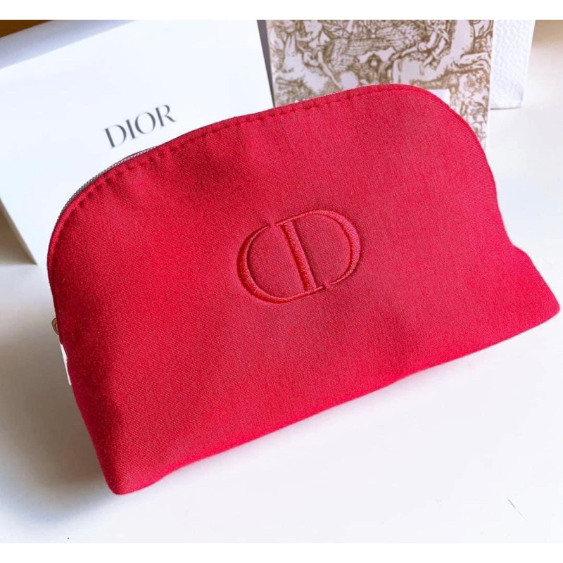 Dior Red Pouch (พร้อมกล่อง) กระเป๋าถือ สีแดง ของแท้จากช็อป