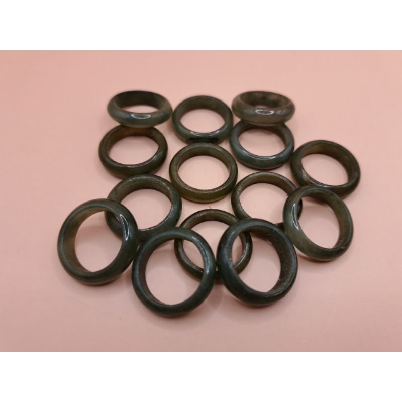 เเหวนหยกเเท้ 1 ชุด 3วง(JJJ- 22 )