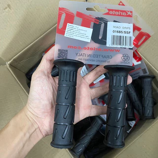 ปลอกแฮนด์ Ariete แท้100% แพ็คเกจใหม่ นุ่มกระชับมือขับสบาย ใส่ได้ทุกรุ่น