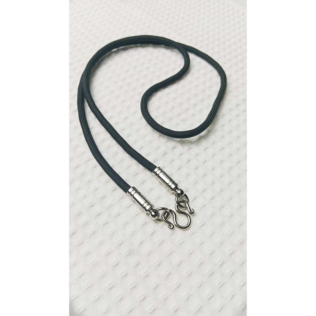 R22 สร้อยเชือกปลายหุ้มสแตนเลสตอกหมุด หนา 4 มิล 1 ห่วง ยาว 20″,22″,24″,26″,28″ สร้อยคอห้อยพระ ราคา ถูกที่สุด ดีลบีเคเค รูปภาพหลัก