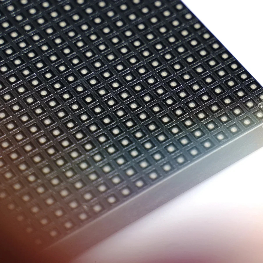 LED P4 ขนาด 32x16ซม 80x40 พิกเซล  สำหรับภาพโฆษณา ภาพคมชัด สีสันสดใส