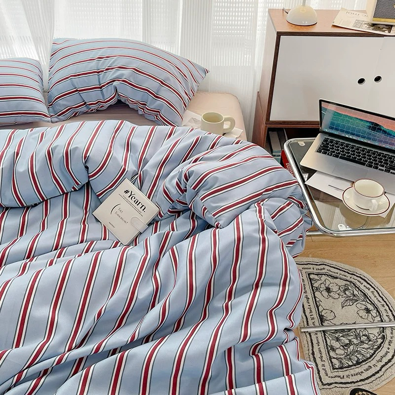 (Preorder) ชุดผ้าปูที่นอน ลายทางสีน่ารักสไตล์เกาหลี  / PlainplainHouse
