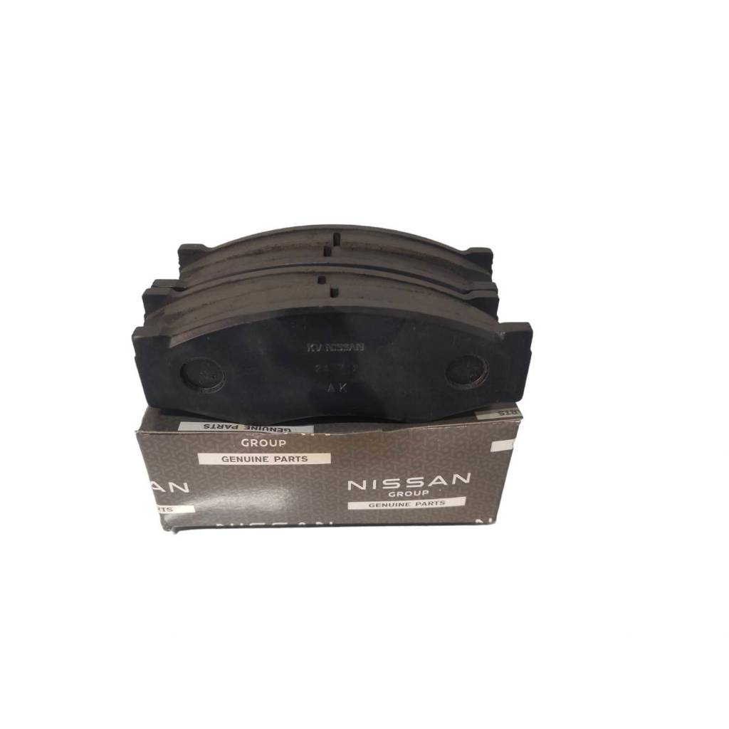 ผ้าดิสเบรคหน้า นิสสัน บิ๊กเอ็ม ฟรอนเทีย TD-ZD แท้ D10600 9WXE01