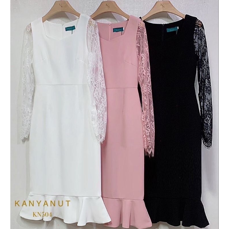 KN504_เดรสคอเหลี่ยมแขนยาวลูกไม้ (S.M.L.XL)