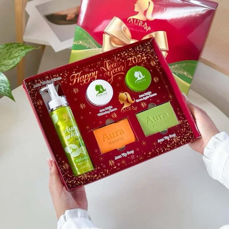 ครีมออร่าวีไอพี Box Set Aura Vip Plus สูตรใหม่แพกเกจใหม่ มีให้เลือก3แบบ