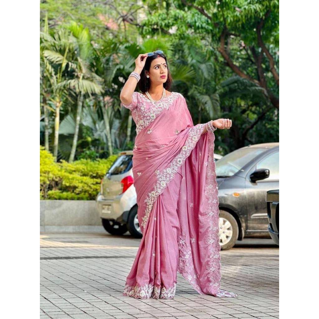 SAREE FABRIC :- Pure Chinon silk Work :- Embroidery  Cut     :- 5.5 mtr Blouse  Fabric.  :-  Pure Ch