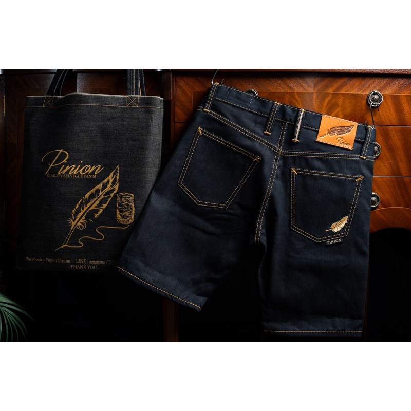 Pinion denim ขสสั้น 15oz ผ้า indigo x  Black   ดุดำ