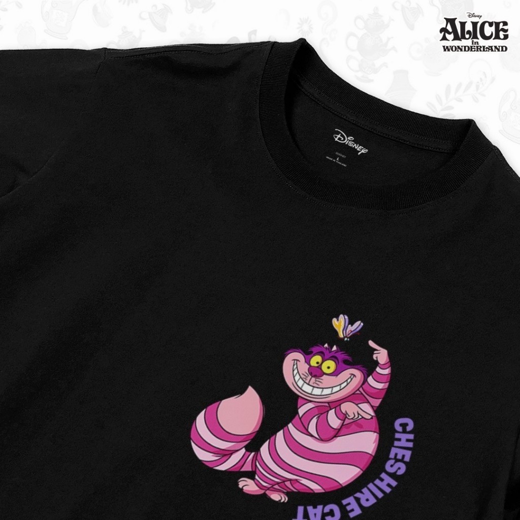 เสื้อยืด สตรีทแฟชั่น Alice in wonderland – Cheshire Cat ลิขสิทธิ์แท้100% Disney’s คอกลม แขนสั้น (TMX-013) ราคา ถูกที่สุด ดีลบีเคเค แกลเลอรีภาพที่ 3