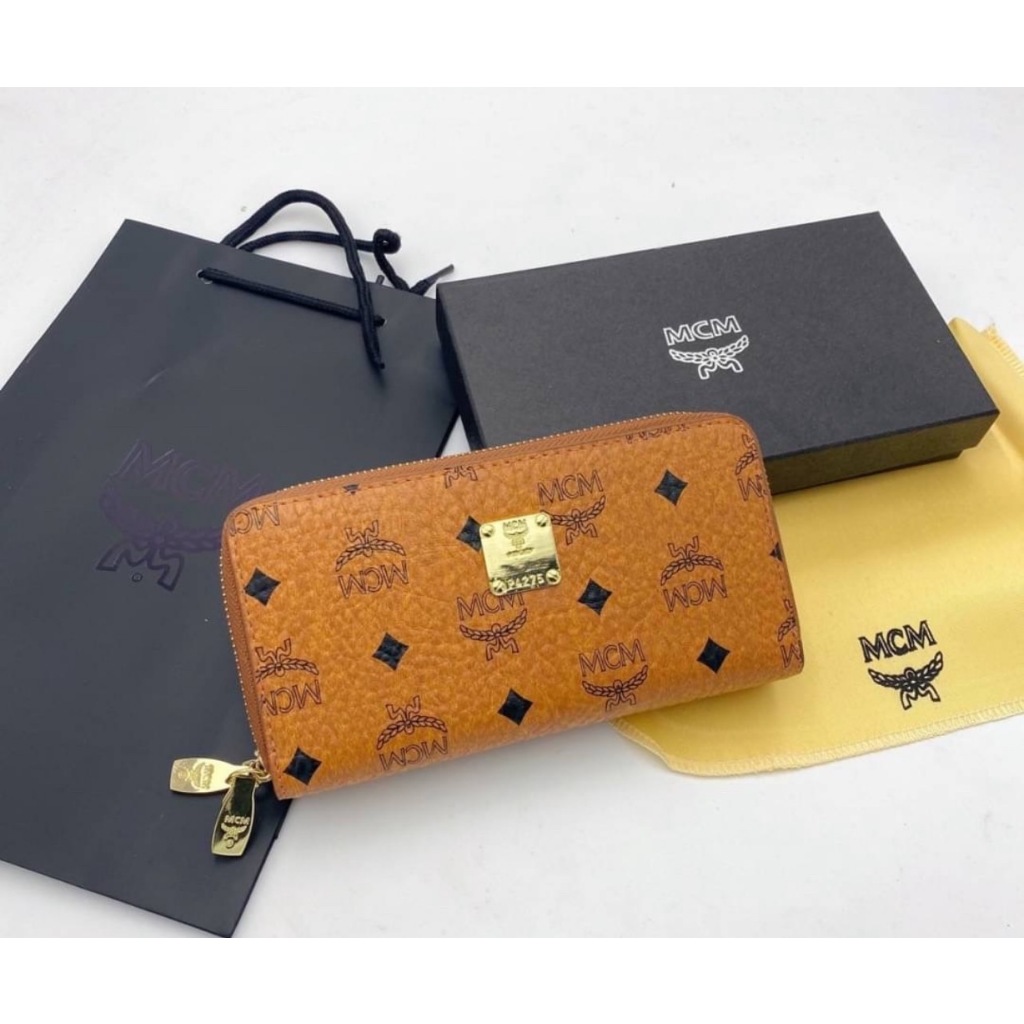กระเป๋าผู้หญิงใบยาวcoach 7.5นิ้ว