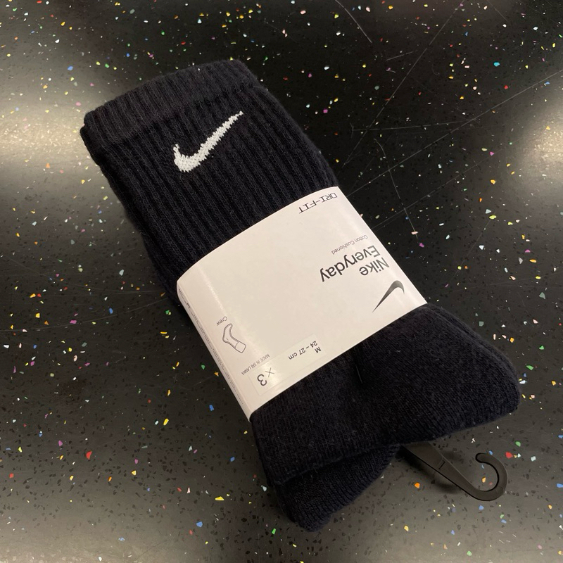 [พร้อมส่ง ของแท้100% ] (สีดำ1คู่) ถุงเท้า Nike Performance Lightweight / Everyday ยาวครึ่งแข้ง