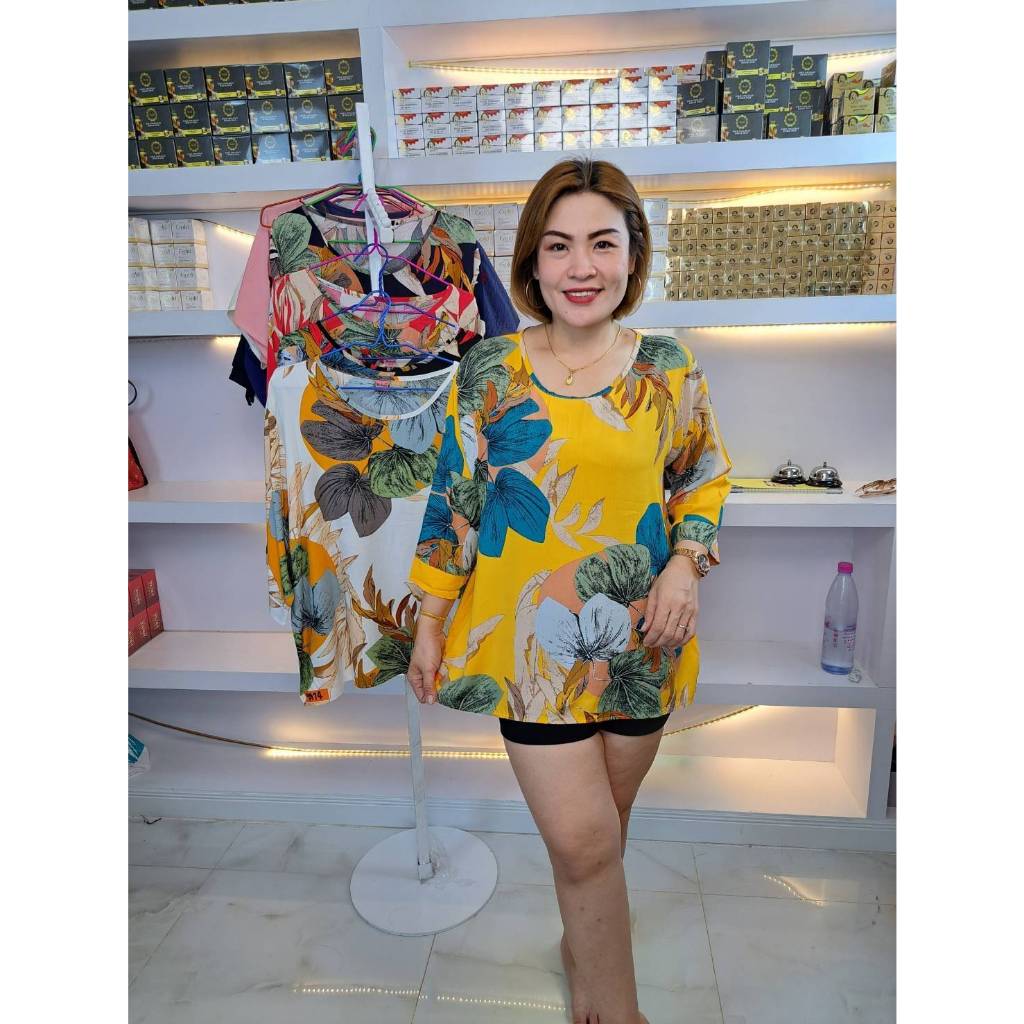 ห14//เสื้อคอกลมดอกตูมแขนศอกผ้าสปัน ฟรีไซ48-50นิ้ว ยาว27นิ้ว ราคา139บาท