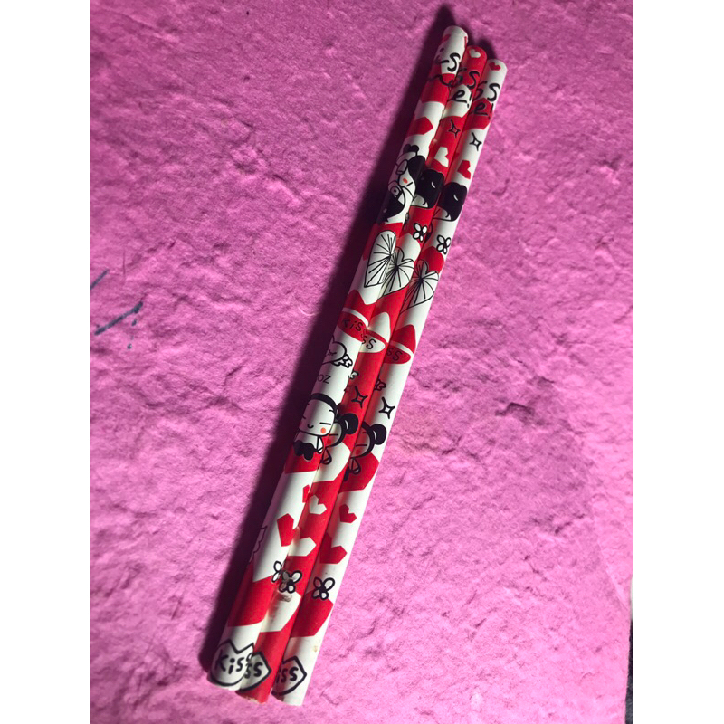 พร้อมส่ง-ดินสอไม้ลายปูก้า(pucca)