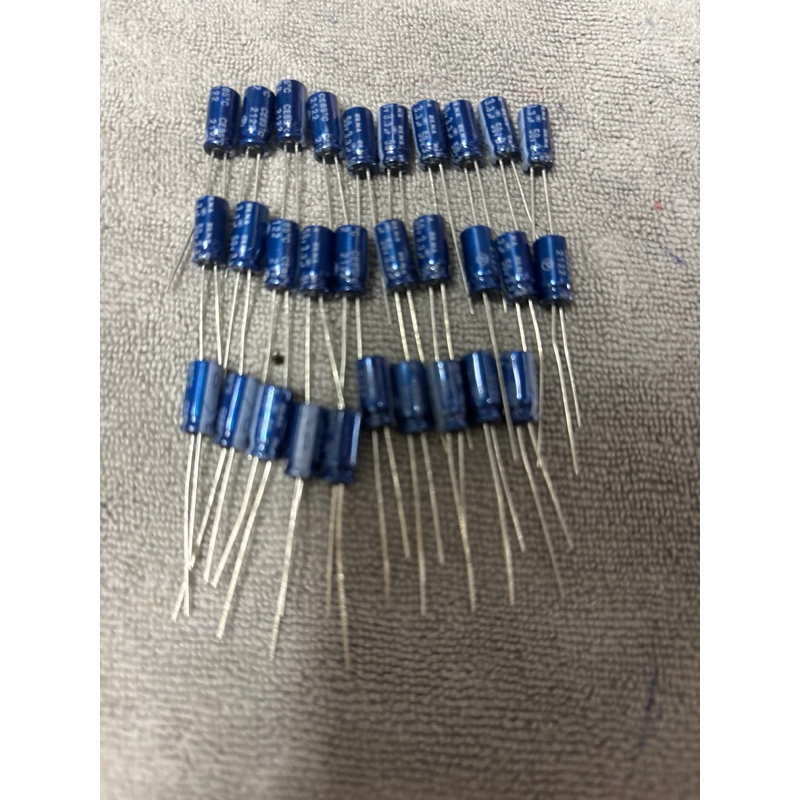 C3.3uf/50vยี่ห้อELNA85cจำนวน30ตัว