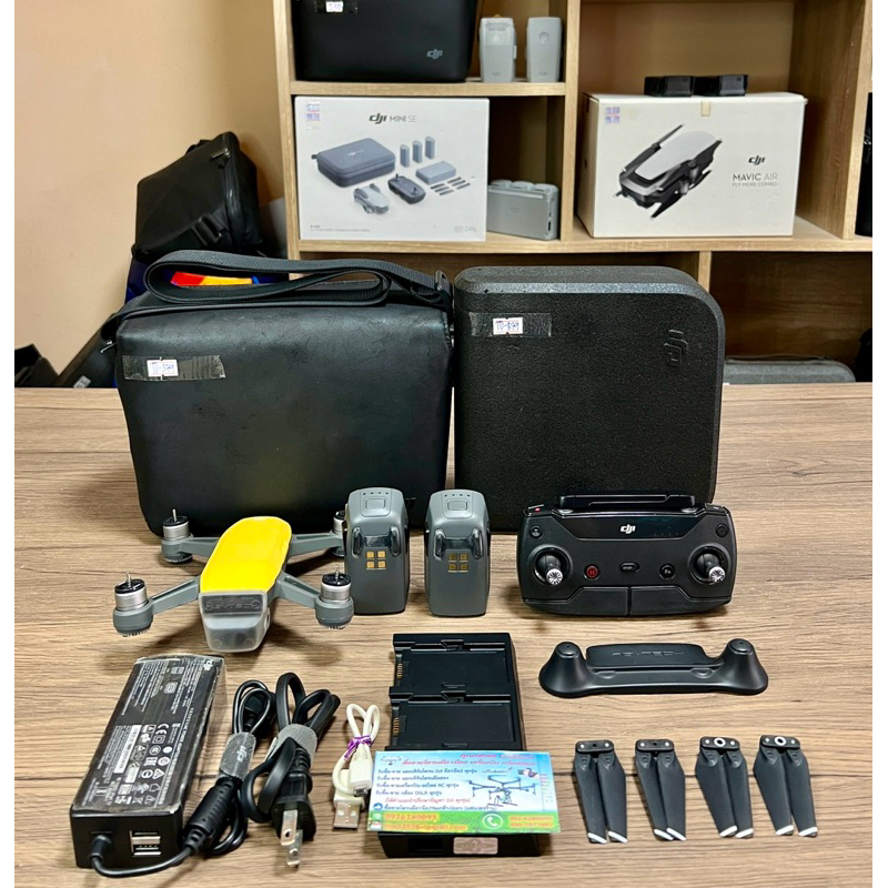 dji spark Combo สภาพสวยอุปกรณ์ครบพร้อมใช้งาน สอบถามขอรูปเพิ่มได้ รหัส TD-379