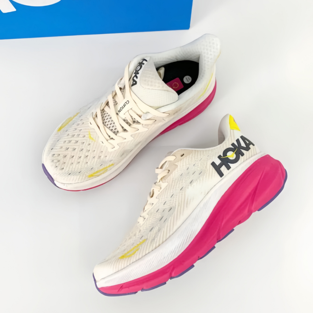 HOKA ONE ONE Clifton 9 รองเท้า ของแท้ 100 % เอคน๊อคแชมเปญขาว