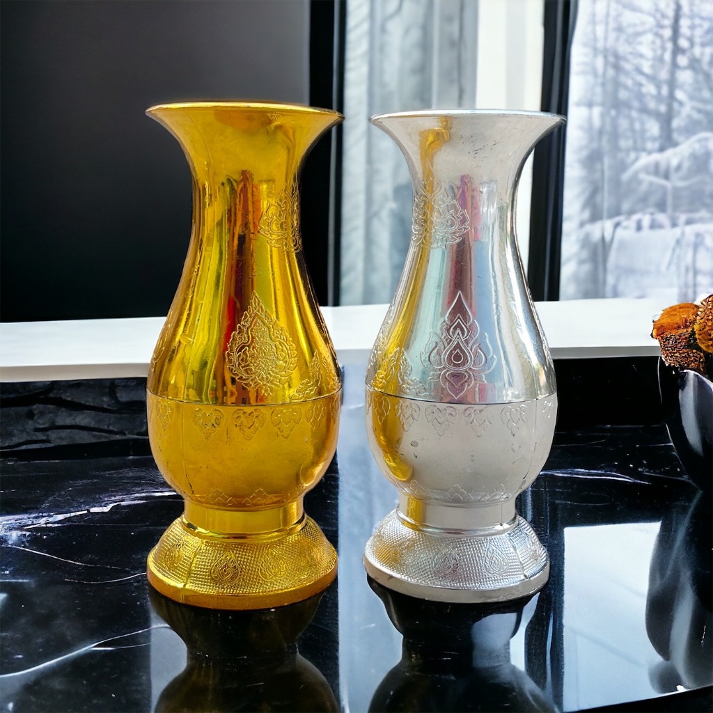 แจกันใส่ดอกไม้บูชาพระ แจกันสีทอง และสีเงิน พร้อมส่ง