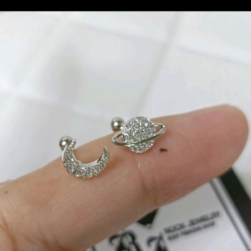 จิวดาวเสาร์พระจันทร์ ก้าน 0.8 ยาว 6 mm (ราคา 1 ชิ้น)