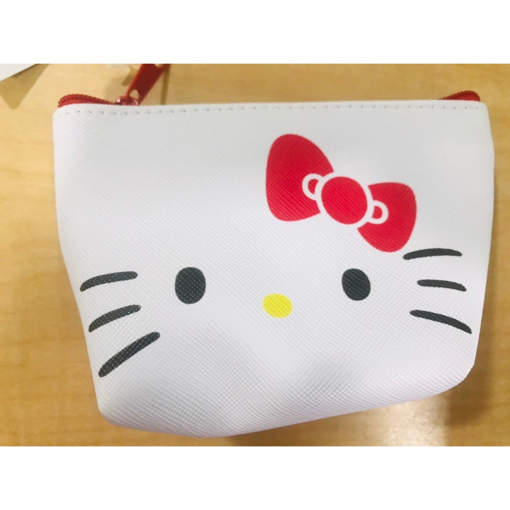 Sario Hello Kitty Mini Pouch (กระเป๋าใส่เหรียญ Sario ของแท้)