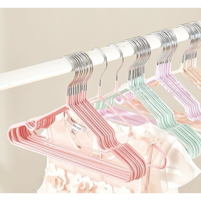 ไม้แขวนเสื้อเด็ก/สแตนเลสอย่างดีสีพลาสเทล ชิ้นละ2บาท