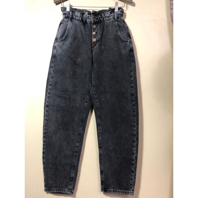 กางเกงยีนส์ZARA ทรงBUGGY โชว์กระดุมด้านหน้าeur36เอว27-30
