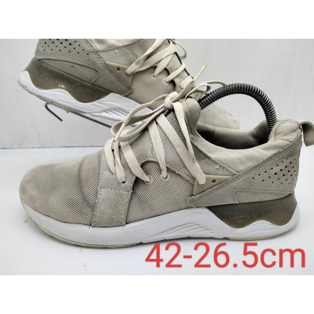 ลดราคา รองเท้าผ้าใบมือสอง asics gel lyte v sanze size 42-26.5cm สุดคุ้ม