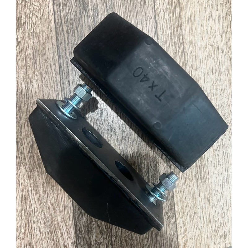 ยางกันกระแทกหลัง TX 40 รถบรรทุก ยางกันชนรถบรรทุก รถสิบล้อ  ยางกันชนท้าย หนา 40 มิล - รูปที่ 3