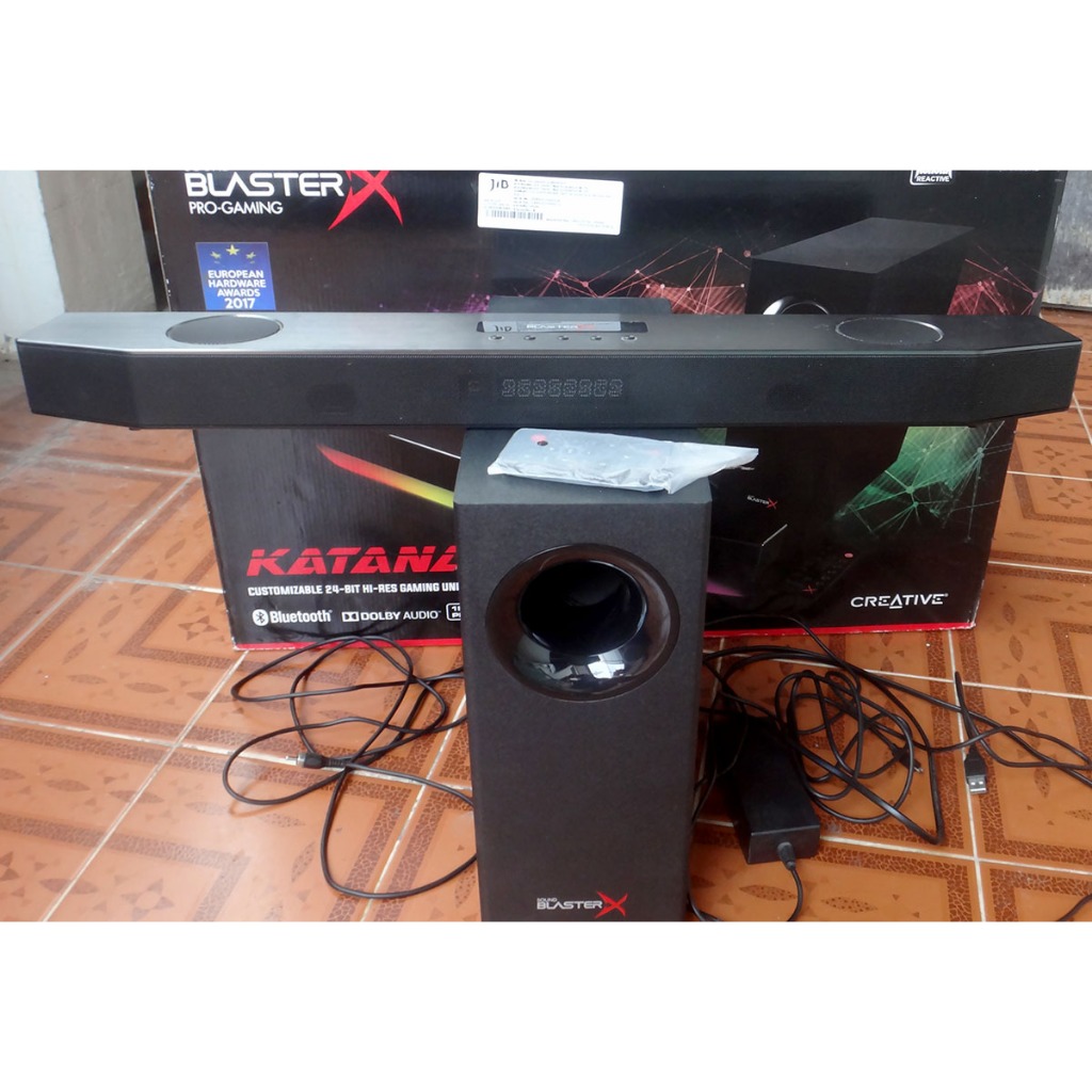 (มือสอง)Creative Sound BlasterX Katana Gaming Soundbar อุปกรณ์ครบกล่อง