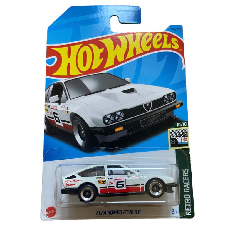 รถเหล็ก Hotwheels Alfa Romeo GTV6 3.0 สีขาว