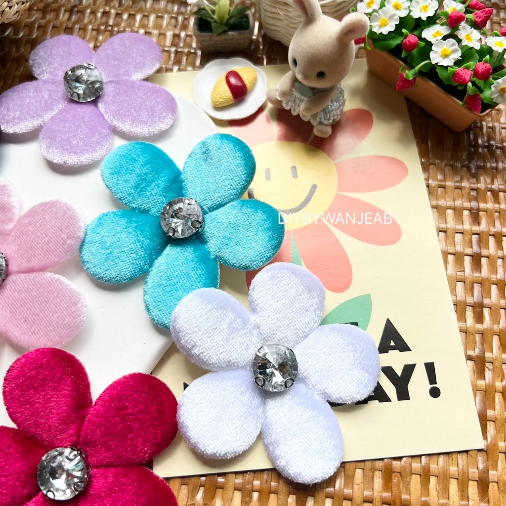 DIY ดอกไม้ผ้ากำมะหยี่ประดับ มีให้เลือก 8 สี สำหรับงานฝีมือ ตกแต่งเสื้อผ้า ทำกิ๊บ ติดงานประดับทั่วไป