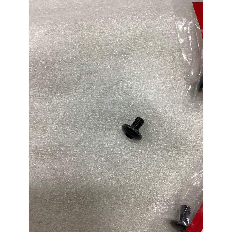 น็อตยึดขาจับชิวหน้าตรงรุ่นcb500xปี14-23 แท้เบิกศูนย์