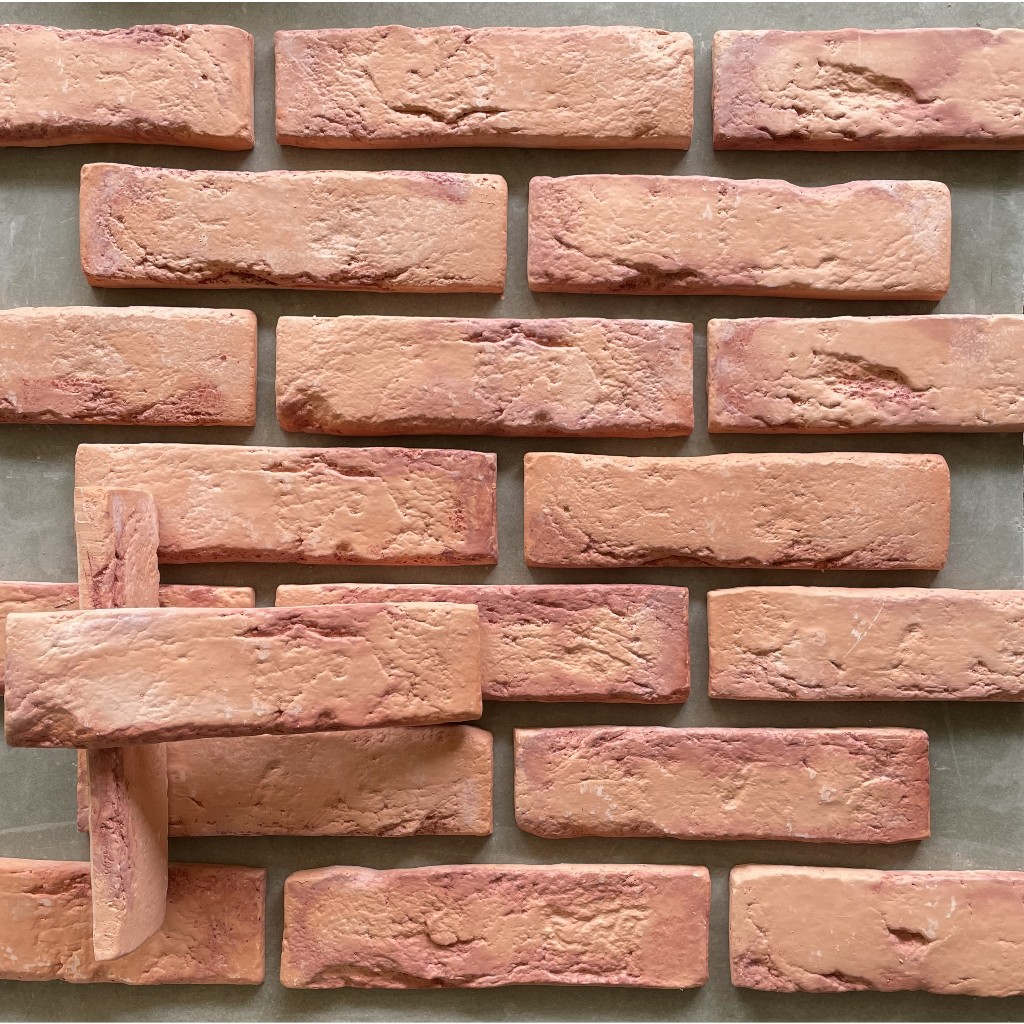 Tuscany brick อิฐแปะผนัง อิฐแปะโบราณ อิฐ อิฐมอญ อิฐมวลเบา แผงปรากเก่าตกแต่งผนัง ขนาด 23.5x6.5x1.5 ซม. (55แผ่น/1 ตร.ม.)